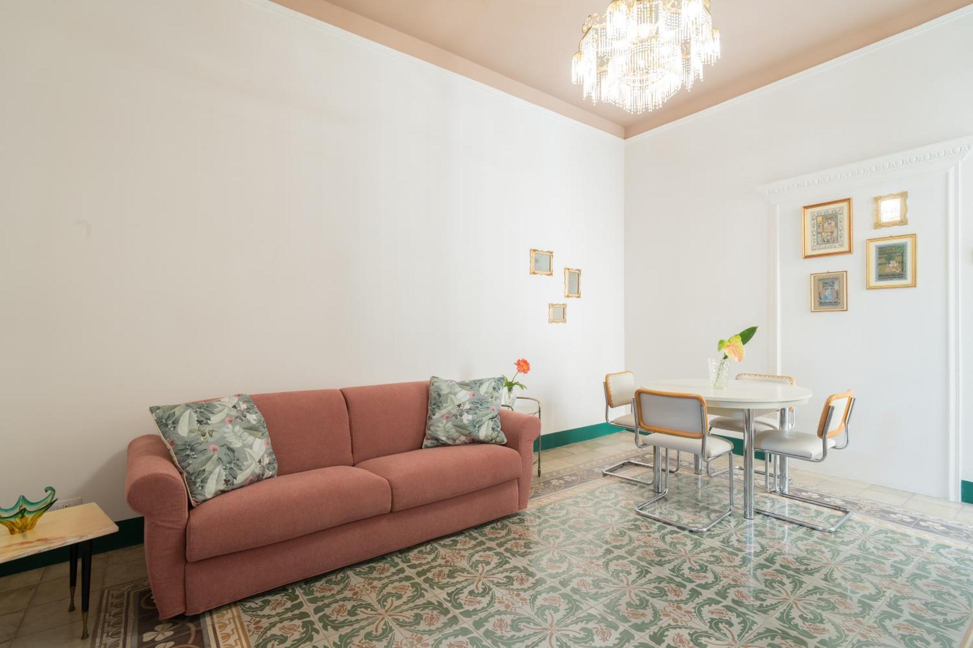 Lotus Apartment & Rooftop By Residence Colibri Λέτσε Εξωτερικό φωτογραφία