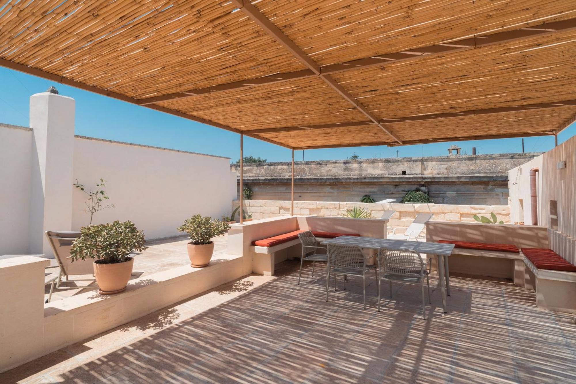 Lotus Apartment & Rooftop By Residence Colibri Λέτσε Εξωτερικό φωτογραφία